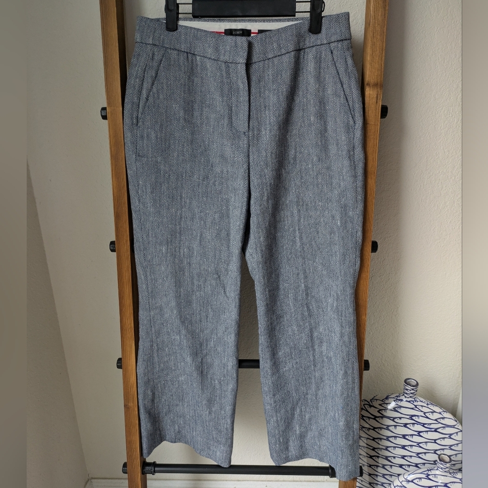 J. Crew Women's Gray and White Herringbone Patterned Cropped Pants - Size 6